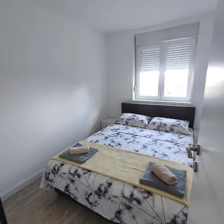 Daire Joma Mali Mokri Lug